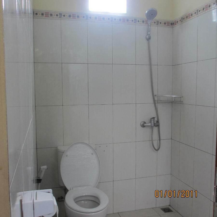 Pondok Aldi Hostel アメッド エクステリア 写真